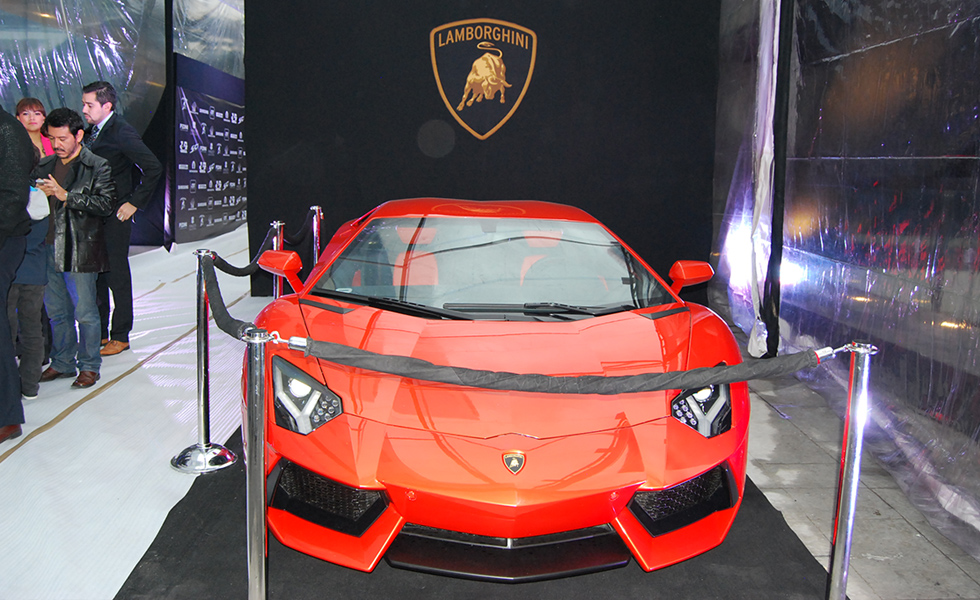 Casos de Éxito - Lamborghini - Quattro Producciones – Empresa de producción  de eventos, renta de equipo, management y booking artístico