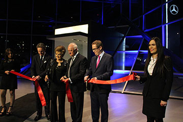 Quattro Agencia BTL - Inauguración Mercedes Benz Esmeralda.